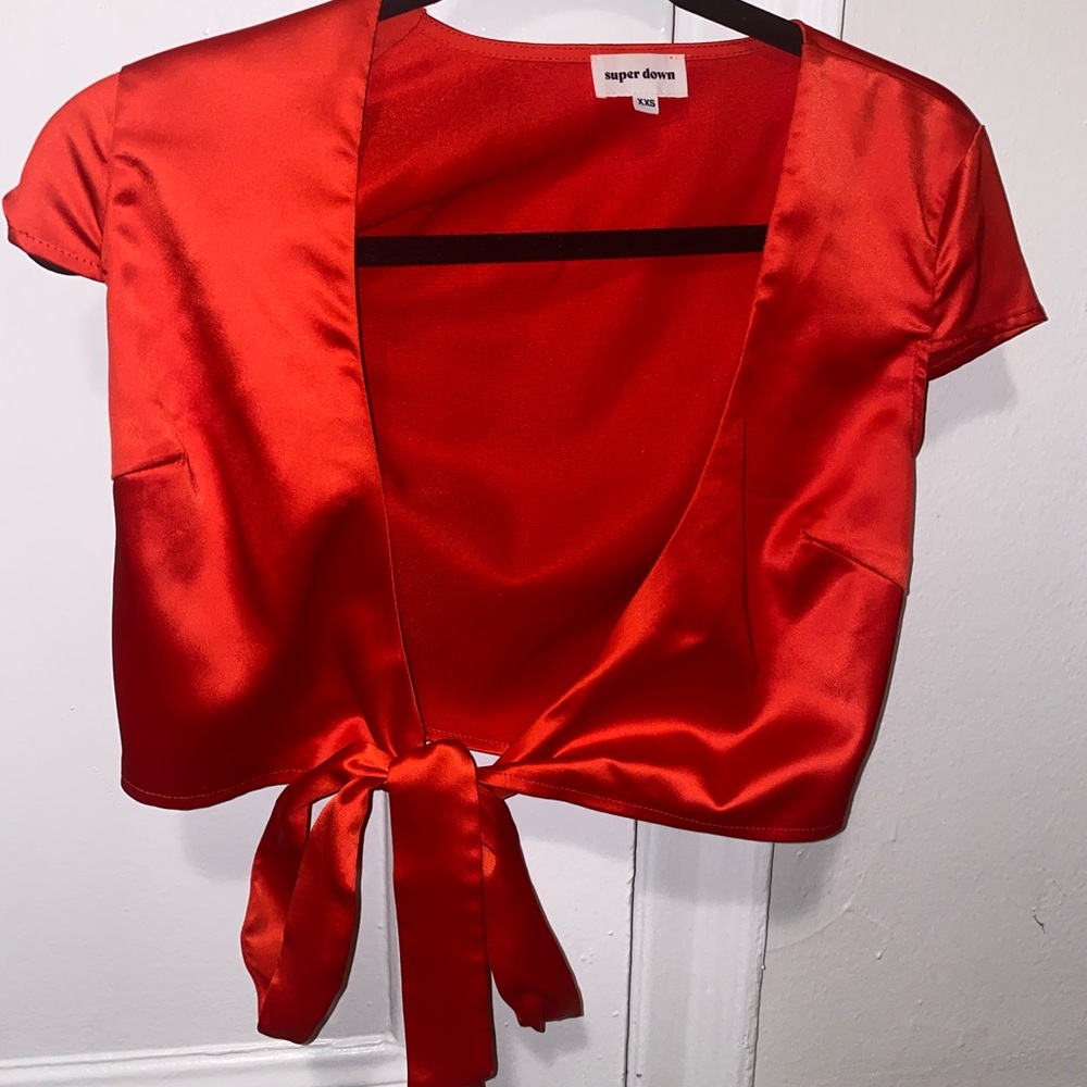Wrap around top